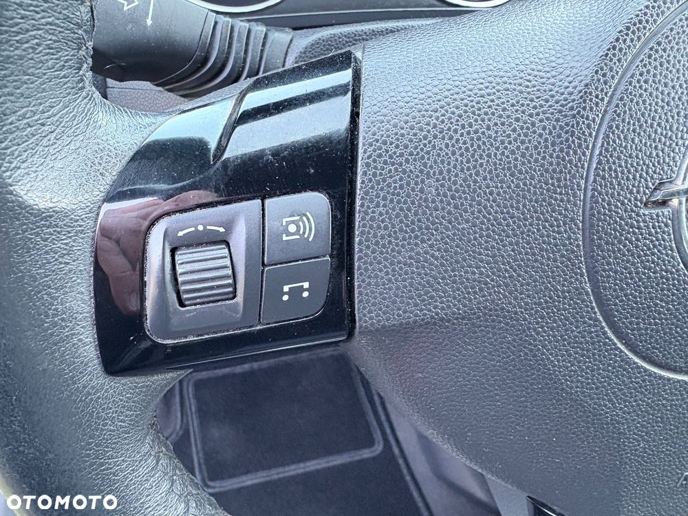 Opel Zafira 1.8 Edition 111 Jahre - 13