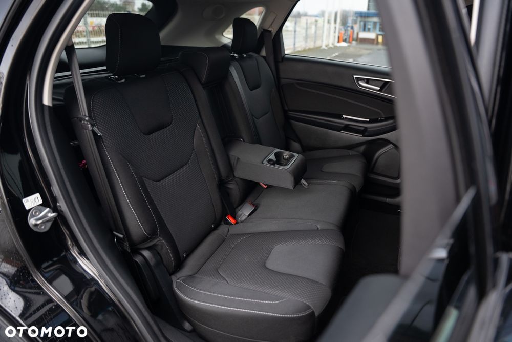 Ford Edge 2.0 TDCi 4x4 Titanium - 35