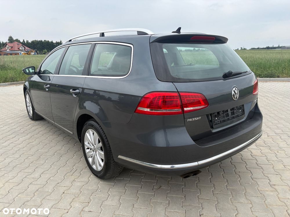 Volkswagen Passat 2.0 Blue TDI DSG SCR Comfortline - 4