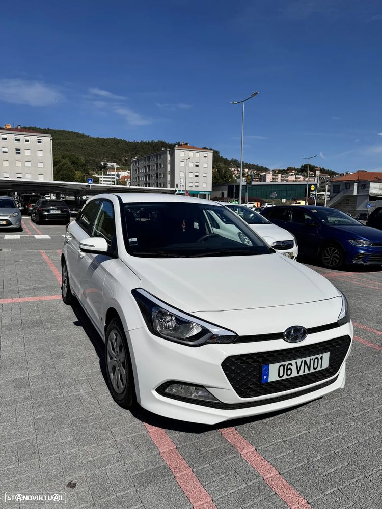 Hyundai i20 1.1 CRDi Access Plus - 2