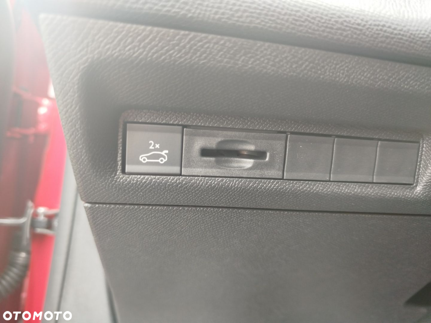 Peugeot 408 - 29
