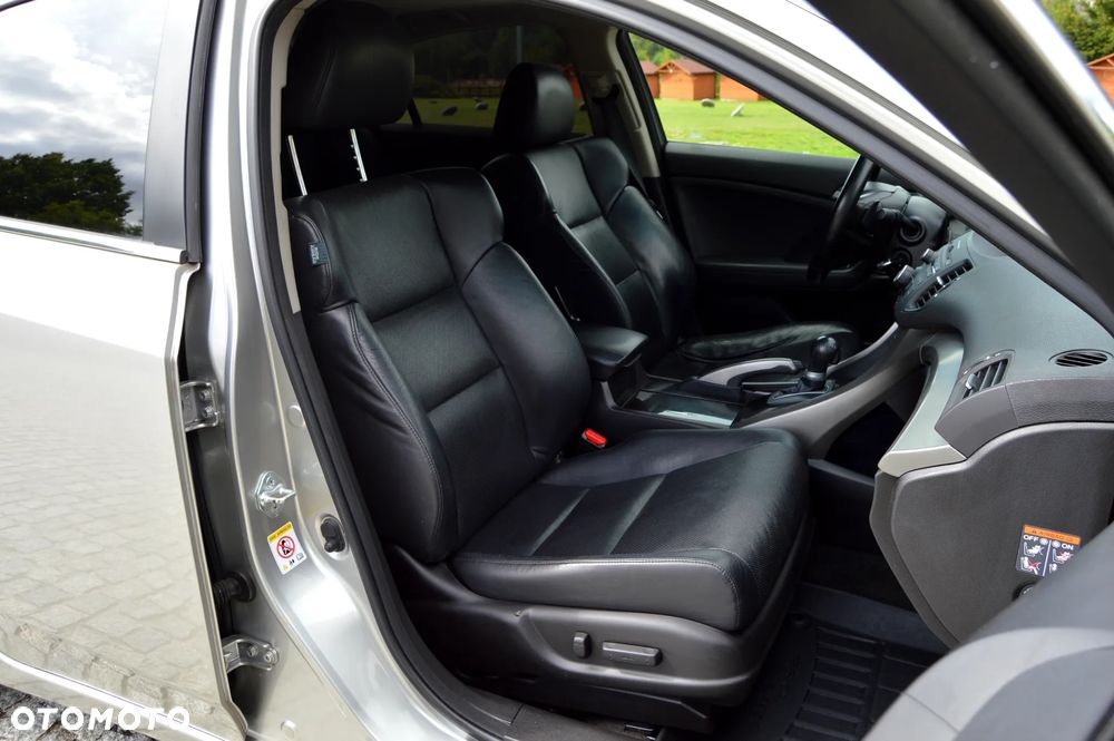 Honda Accord 2.4 Executive - 28