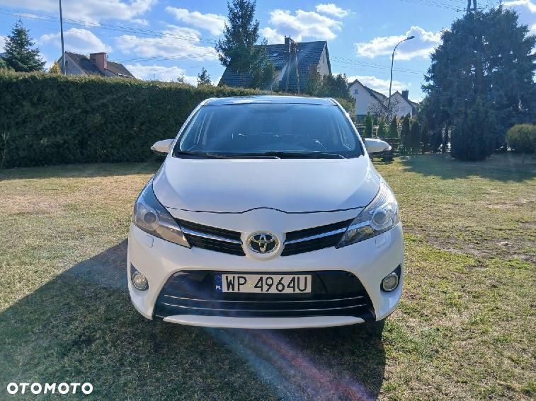 Toyota Verso 2.0 D-4D Executive - 6