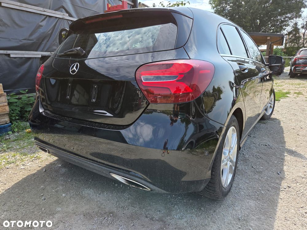 Mercedes-Benz Klasa A 180 (BlueEFFICIENCY) - 17