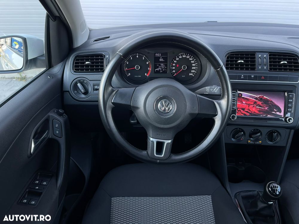 Volkswagen Polo 1.2 TSI Life - 9