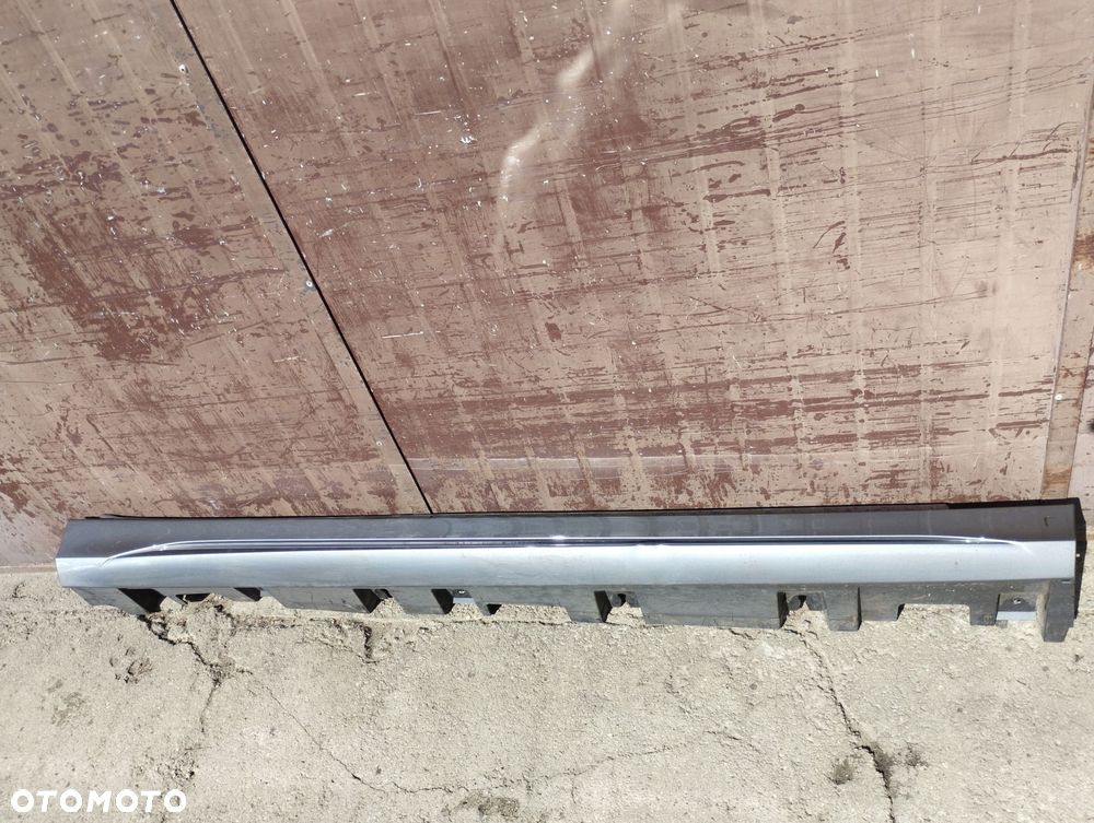 próg prawy listwa nakładka mercedes gle w167 amg a1676982301 - 1