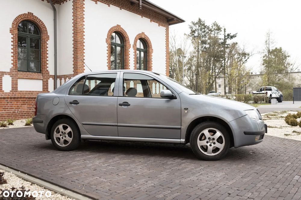 Skoda Fabia 1.4 16V Elegance - 8