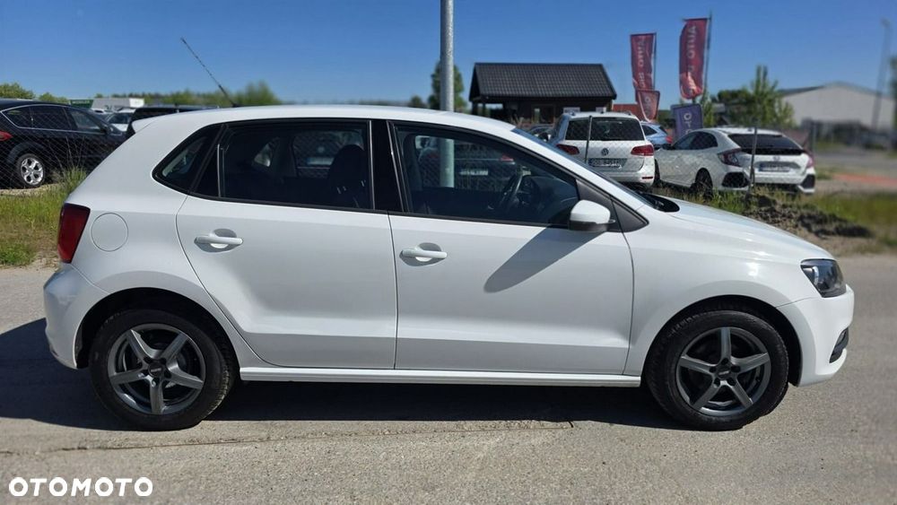 Volkswagen Polo - 5