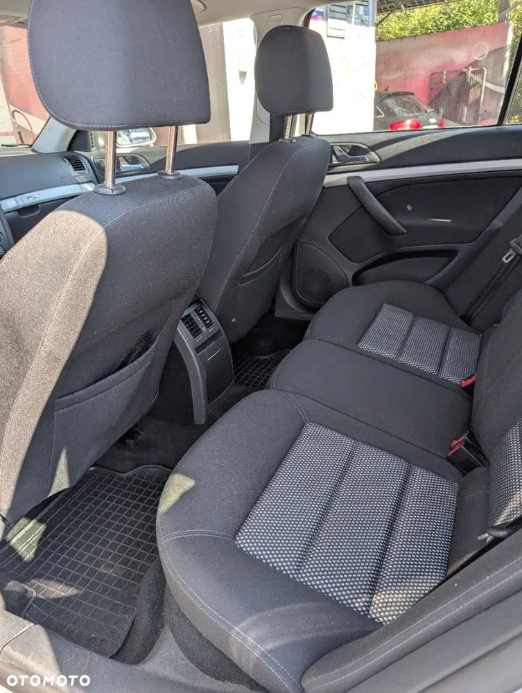Skoda Octavia Scout 2.0 TDI DPF - 12