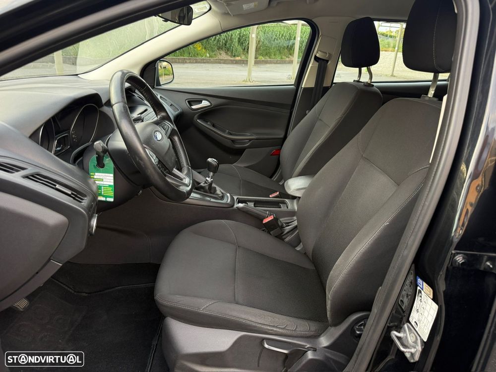 Ford Focus - 7