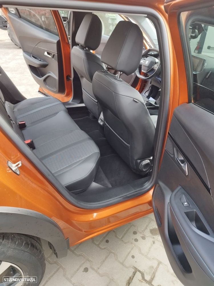 Peugeot 2008 1.2 PureTech Allure - 14