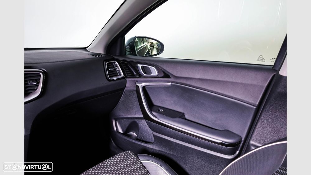 Kia Ceed 1.0 T-GDi Drive — fotografia 14