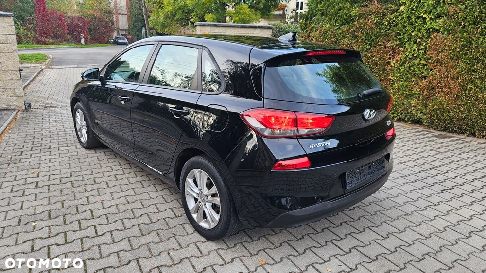 Hyundai i30 1.4 Trend - 6
