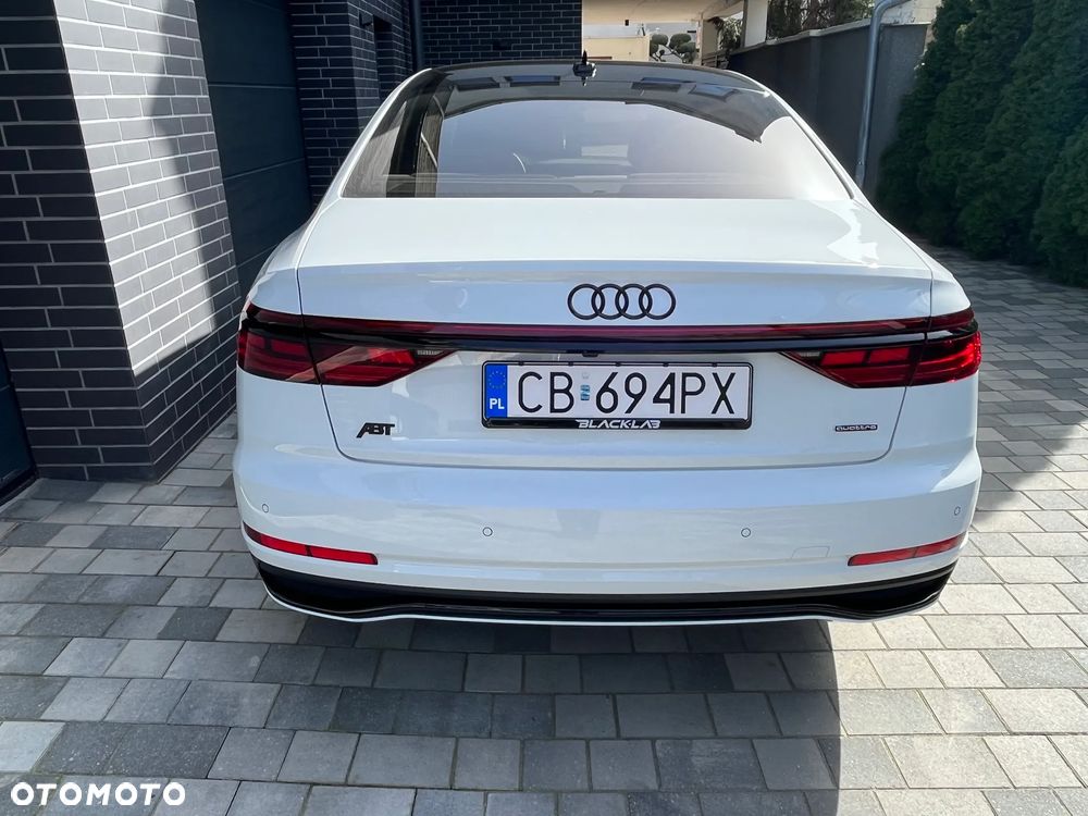 Audi A8 - 5