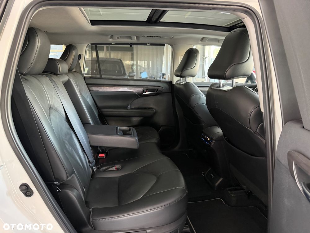 Toyota Highlander 2.5 Hybrid Executive - 37