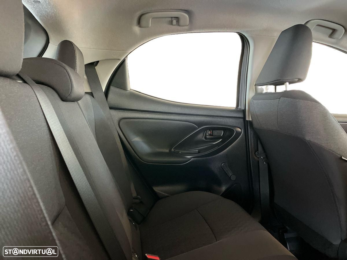 Toyota Yaris - 7