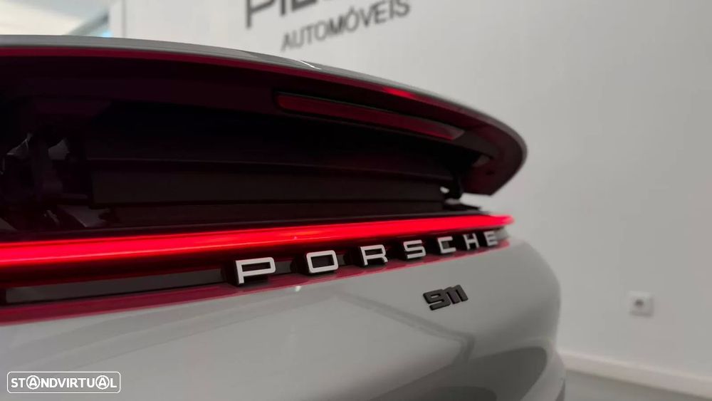 Porsche 911 (992) Carrera PDK - 8