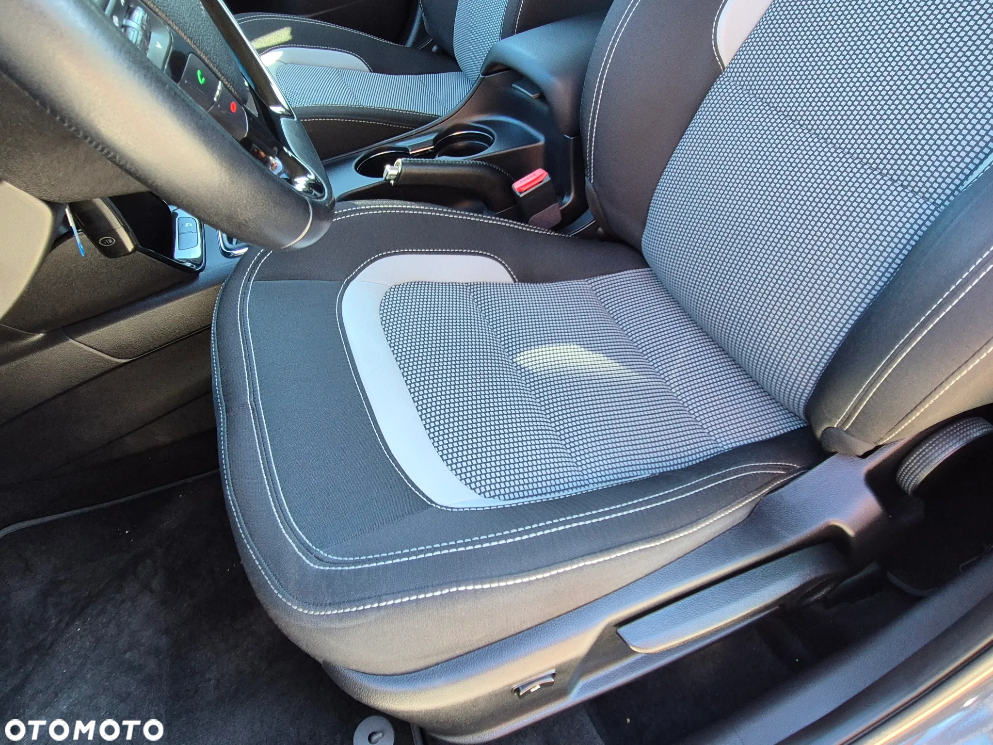 Kia Ceed 1.6 CRDi 136 ISG Platinum Edition - 35