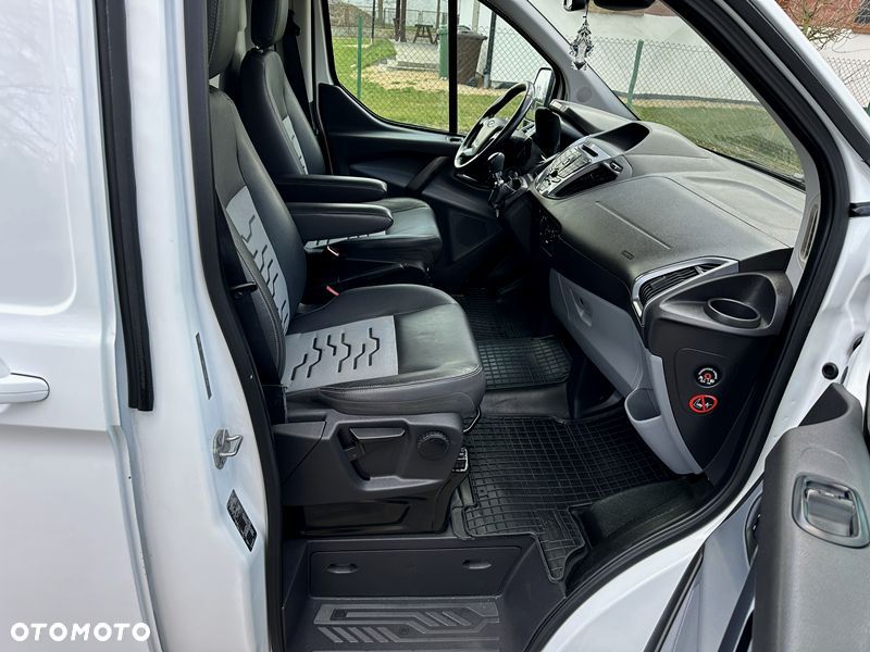 Ford Transit Custom - 15