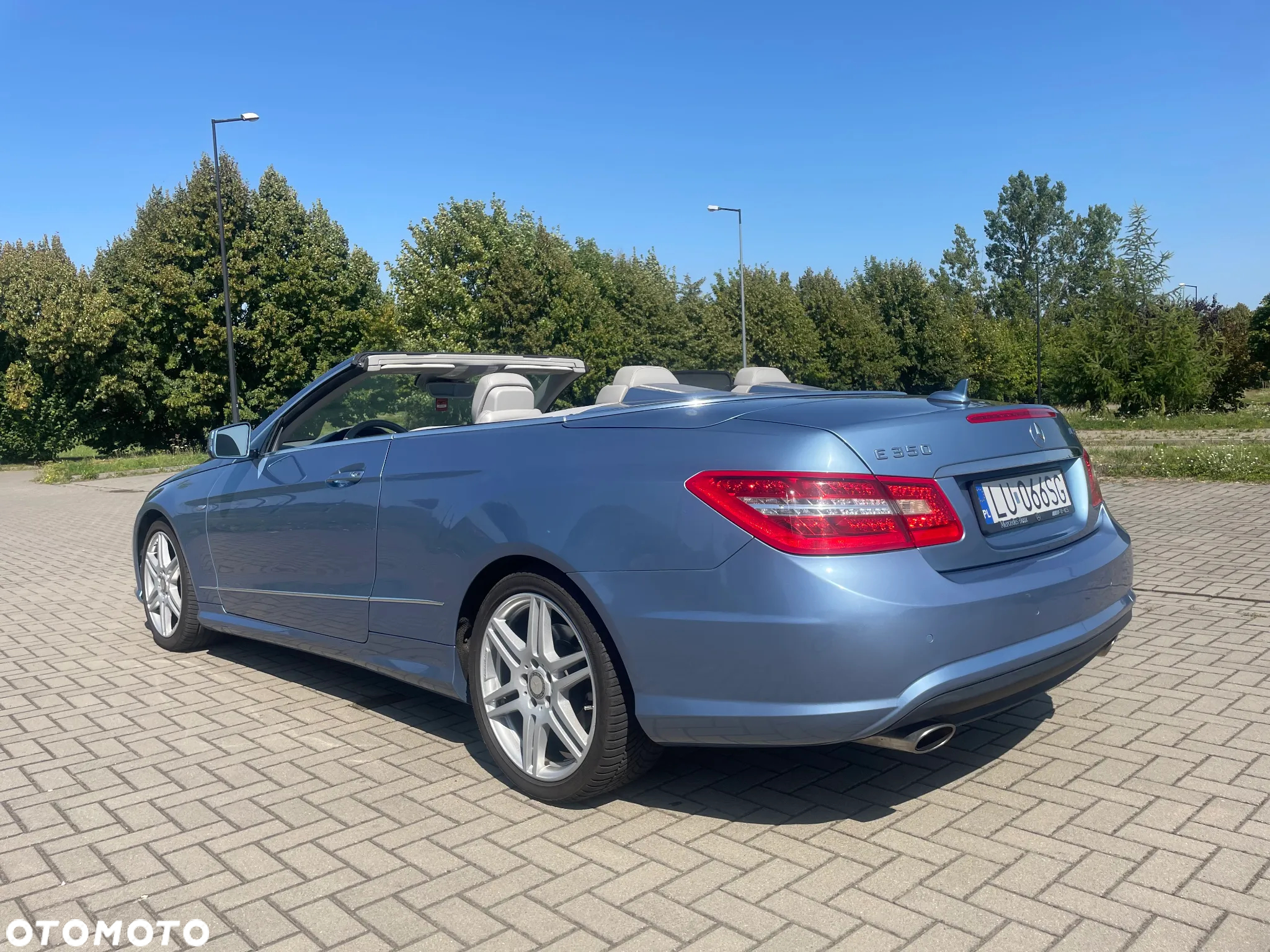 Mercedes-Benz Klasa E 350 CGI Cabrio BlueEFFICIENCY 7G-TRONIC Prime Edition - 17