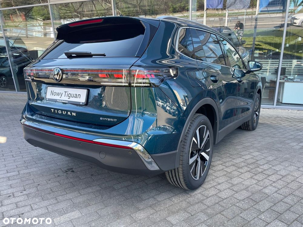 Volkswagen Tiguan - 7