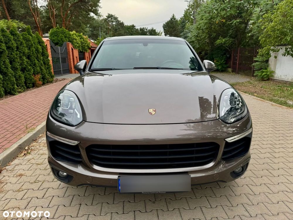 Porsche Cayenne 2015 photo 2