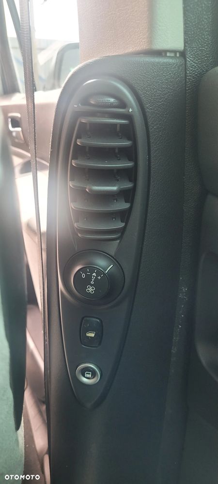Citroen C8 2007 2.0 HDi 138 FAP - 4