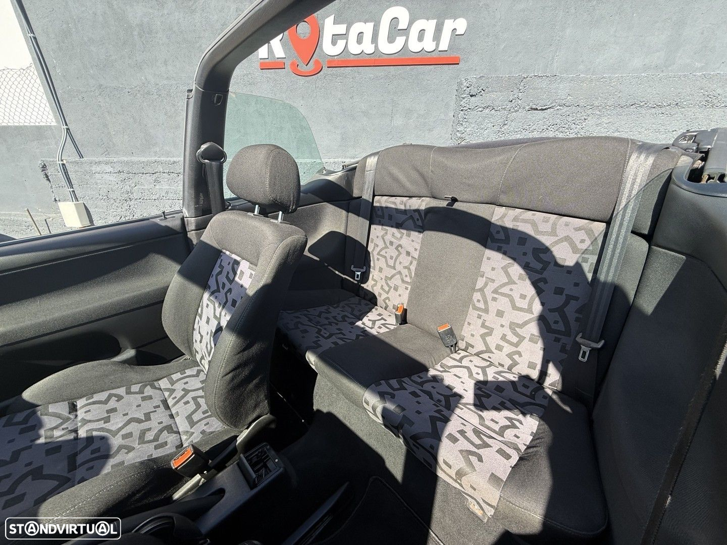 VW Golf Cabriolet 1.6 Highline - 3