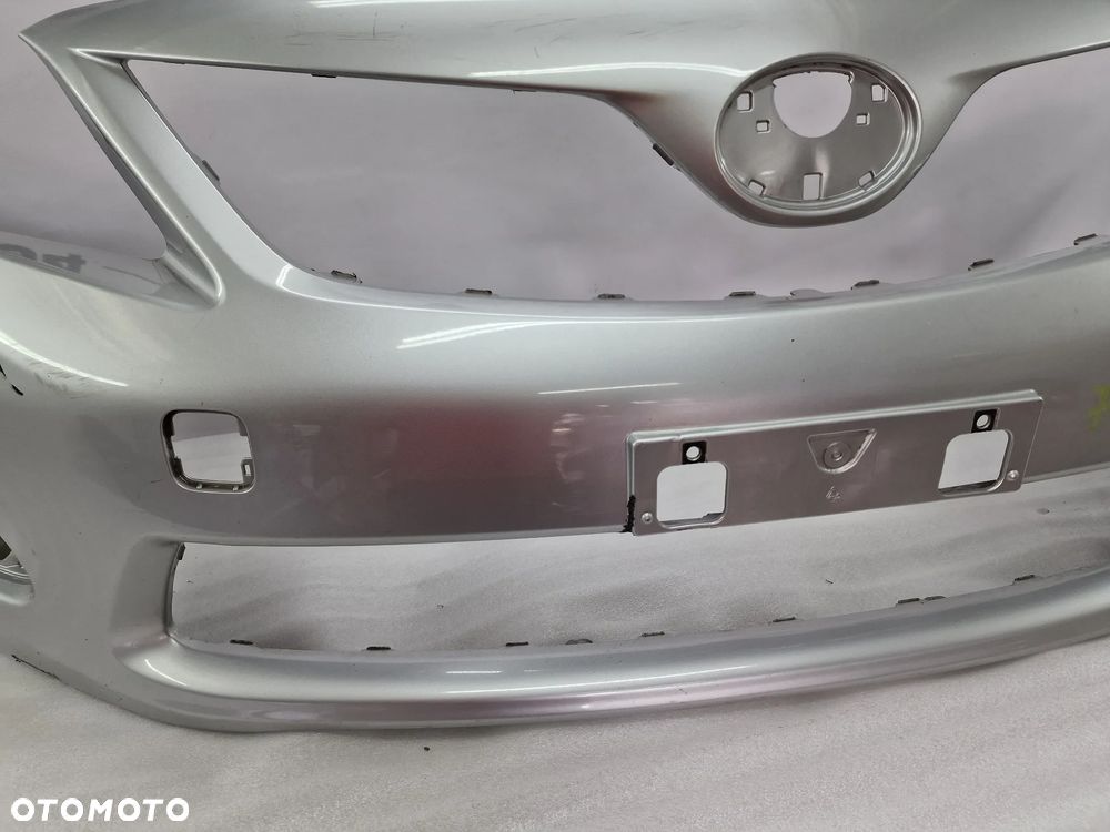 TOYOTA COROLLA E15 X LIFT SEDAN 10- ZDERZAK PRZEDNI PRZÓD , NR 52119-12C70 , NR AUKCJI NZ782 - 8
