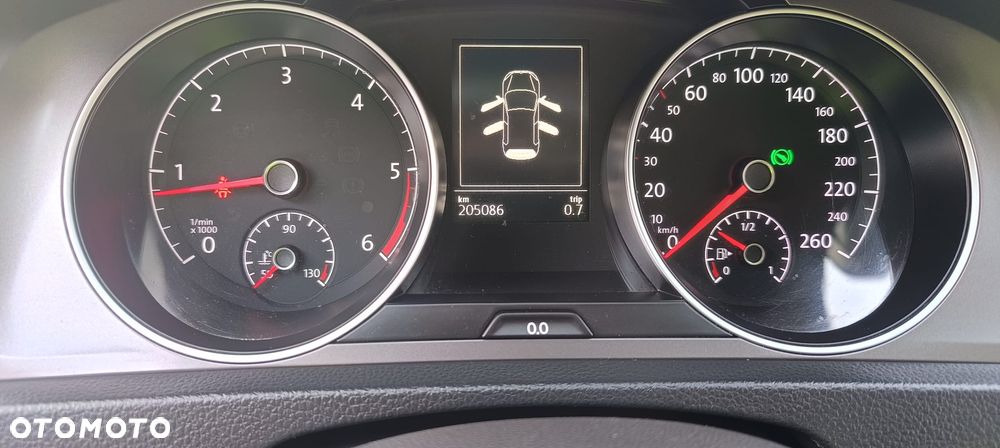 Volkswagen Golf 2.0 BlueTDI DSG Comfortline - 8