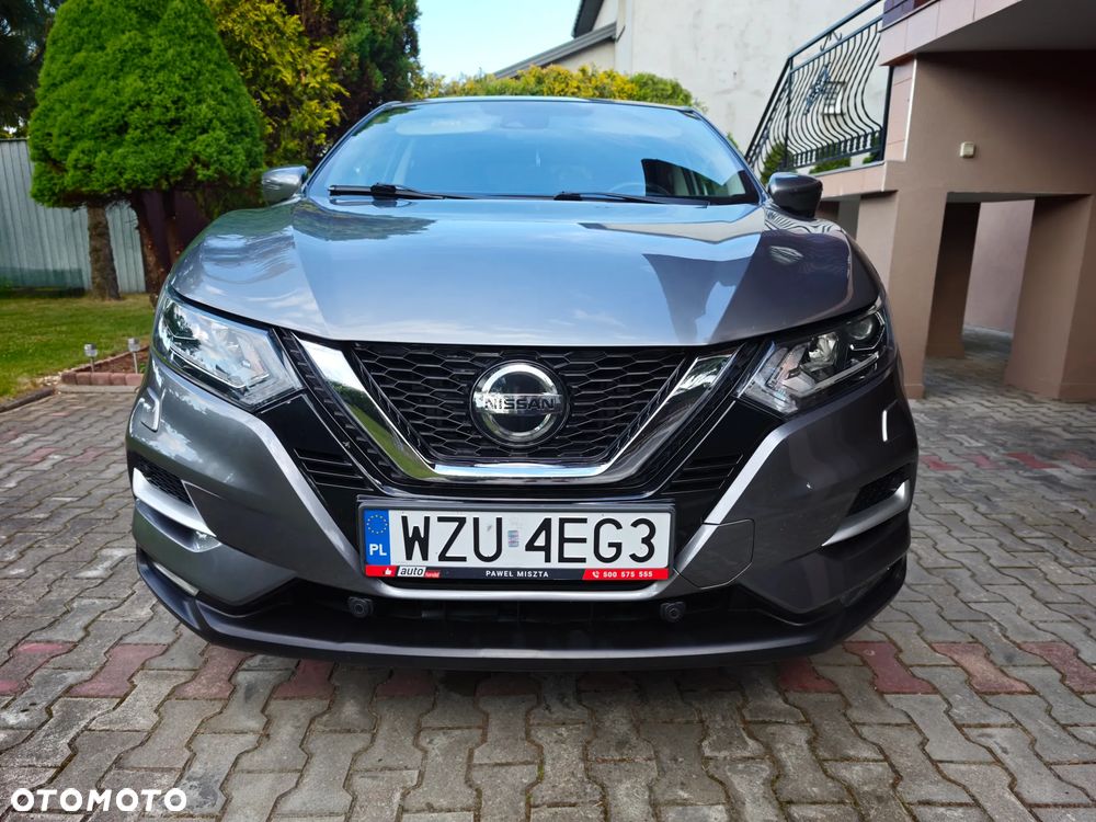 Nissan Qashqai 1.3 DIG-T N-Connecta DCT - 2