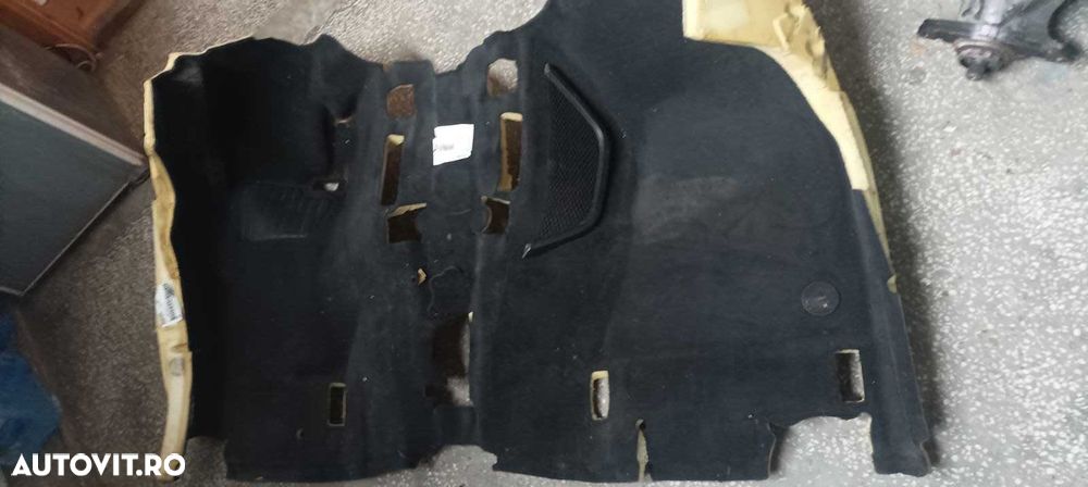 Mocheta neagra BMW seria 5 F10 F11 volan stanga - 1