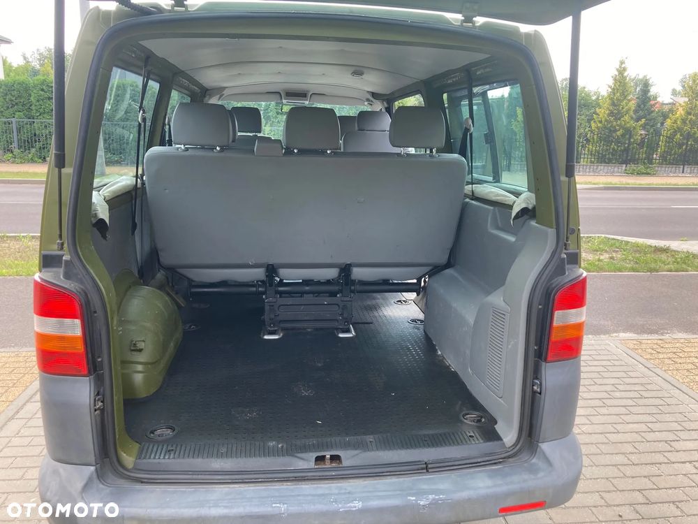Volkswagen Transporter - 11