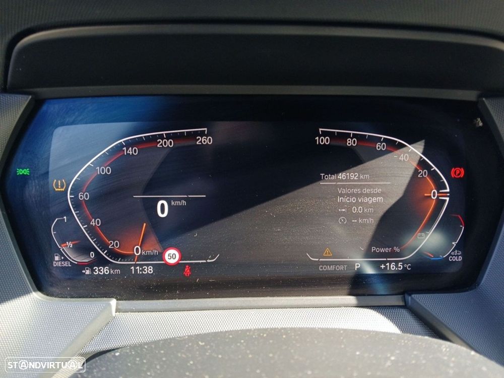 BMW 116 d Pack Desportivo M Auto - 17