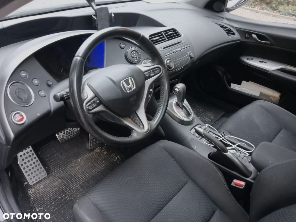 Honda Civic 2010 photo 4