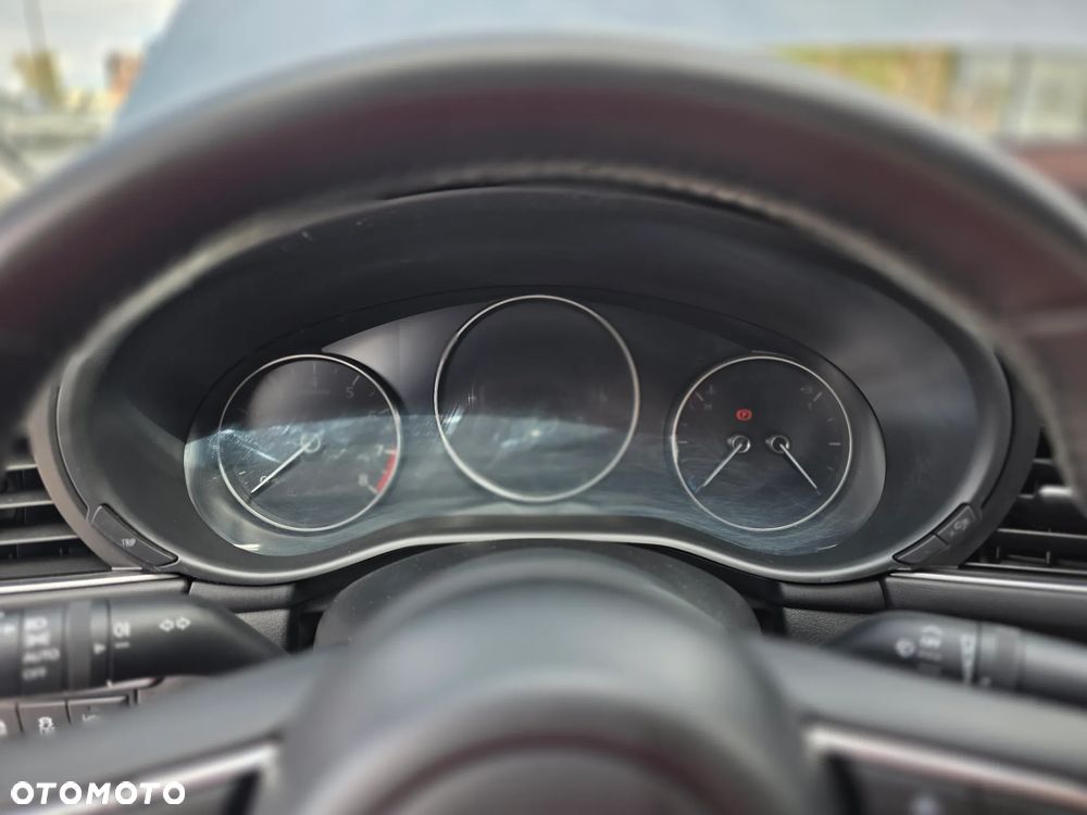 Mazda 3 2.0 mHEV Hikari - 26