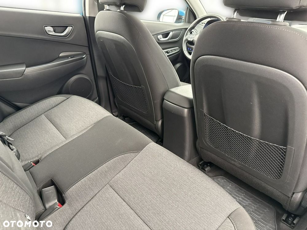 Hyundai Kona 64kWh Modern - 24