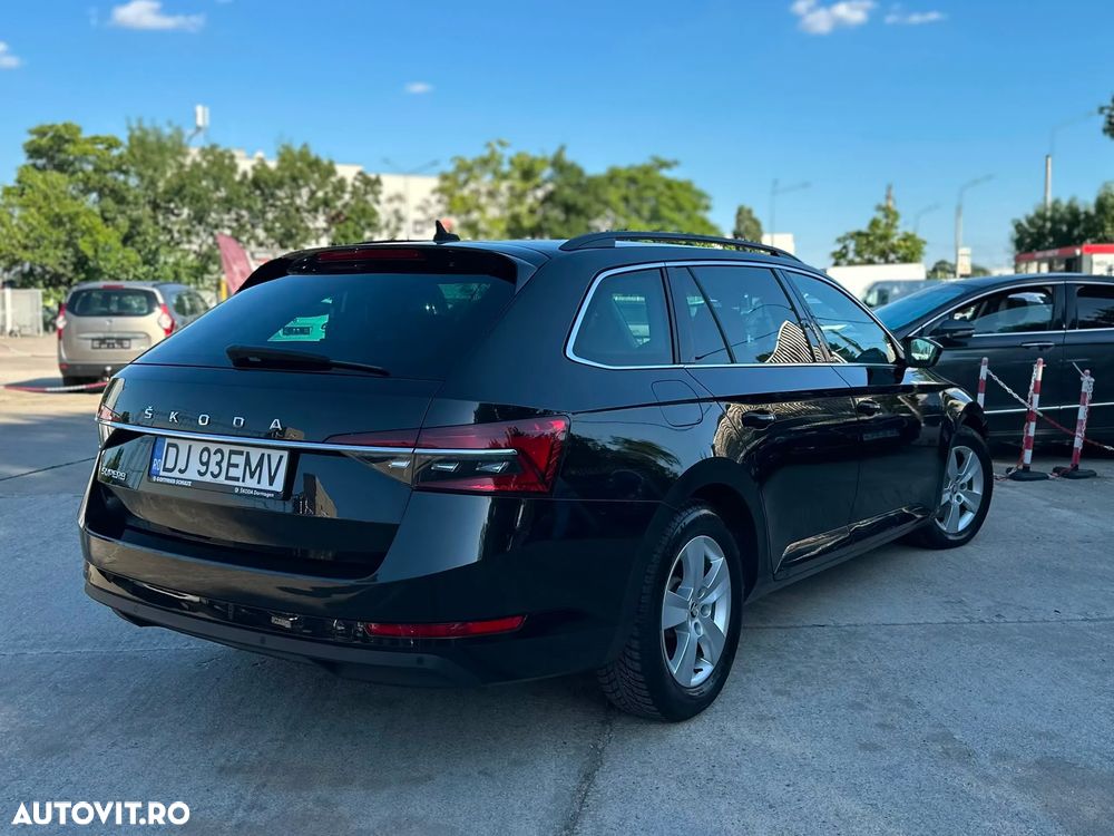 Skoda Superb 2.0 TDI DSG Style - 3