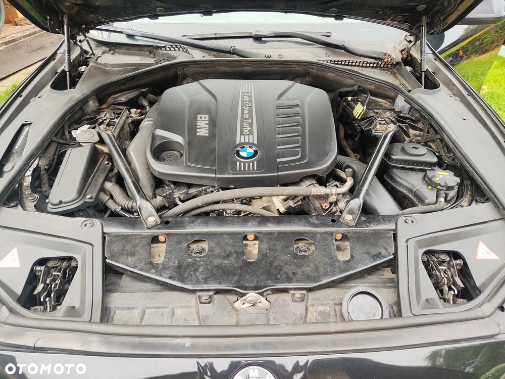 BMW Seria 5 530d xDrive Modern Line - 8