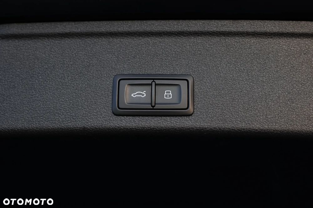 Audi A4 Avant 35 TDI S tronic - 29