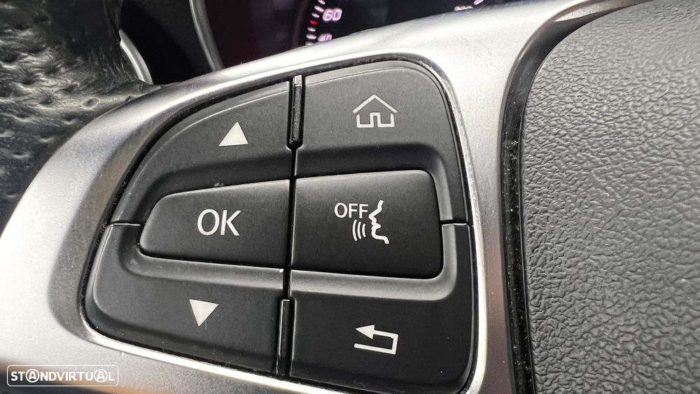 Mercedes-Benz GLC 250 d Coupé AMG Line 4-Matic - 33