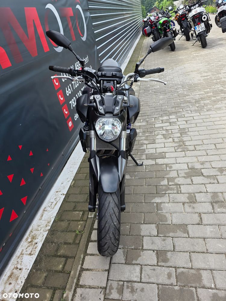 Yamaha MT - 15