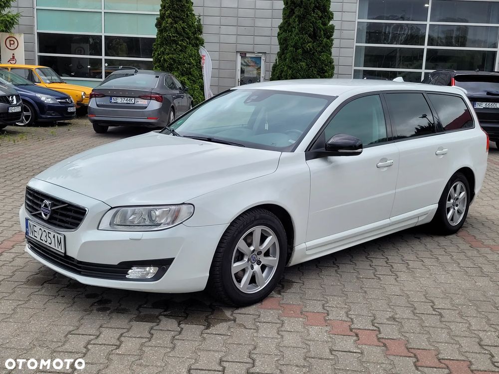 Volvo V70 D3 Momentum - 12