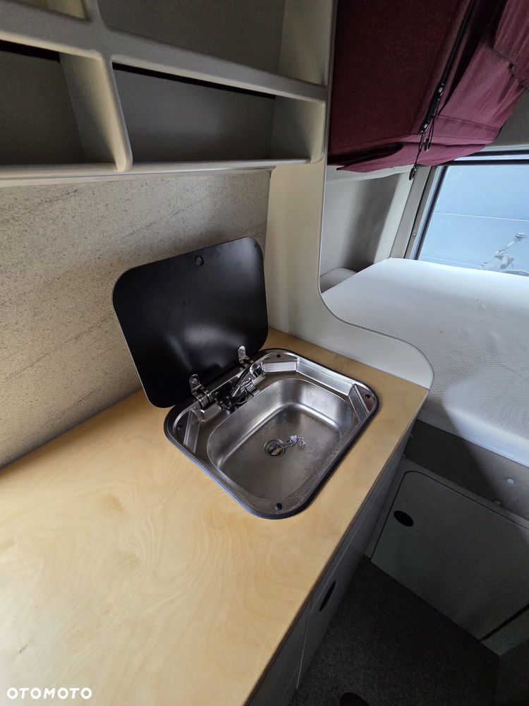 Mercedes-Benz Sprinter - 9