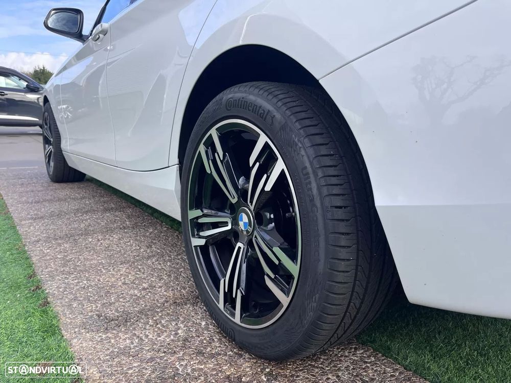 BMW 116 d Sport Line - 23