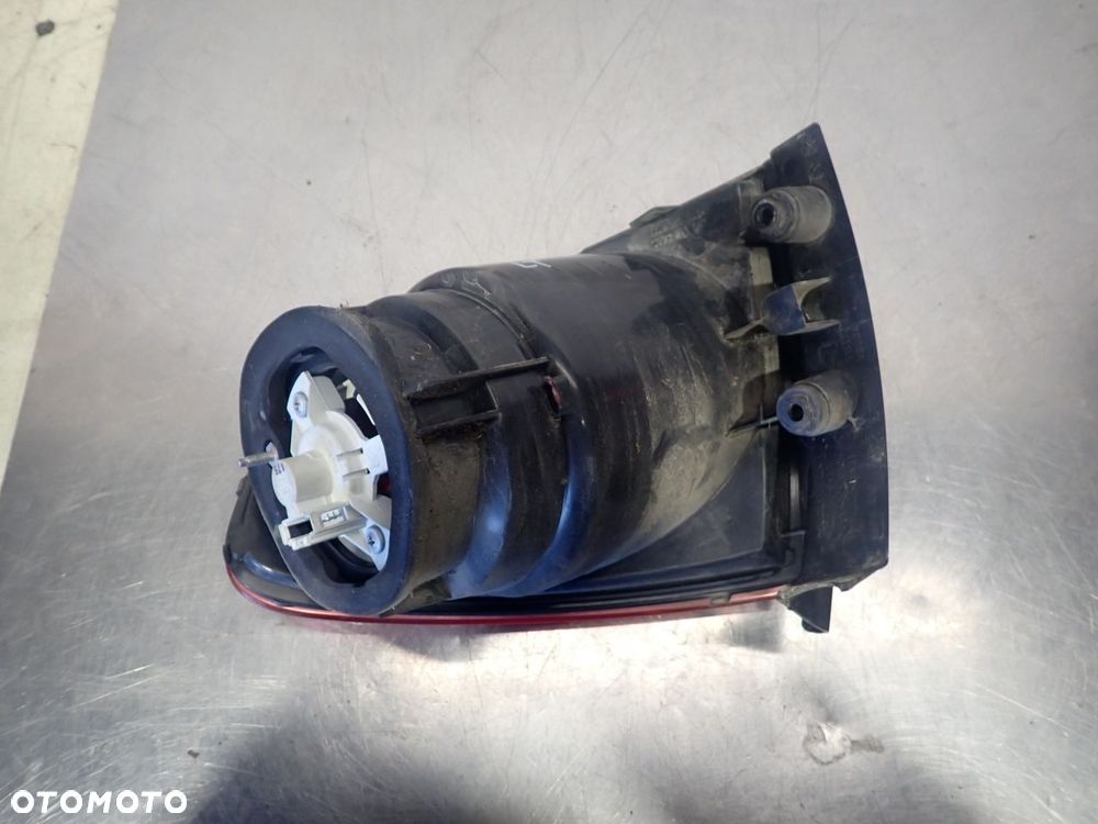LAMPA LEWA TYLNA SEAT ALTEA 1.9 TDI - 2