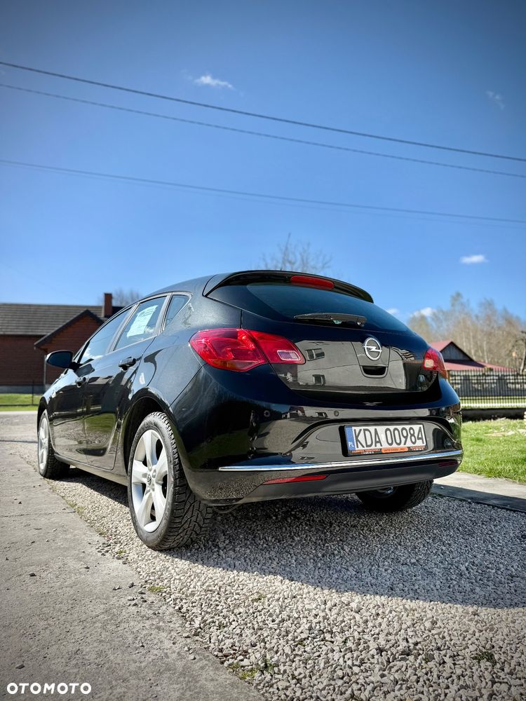 Opel Astra 1.4 T Enjoy - 12