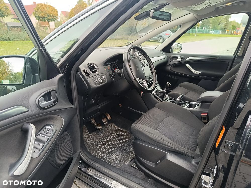 Ford S-Max - 7