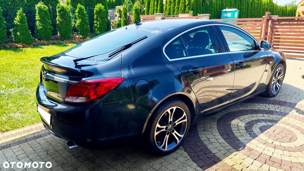 Opel Insignia 2.0 T Cosmo - 3
