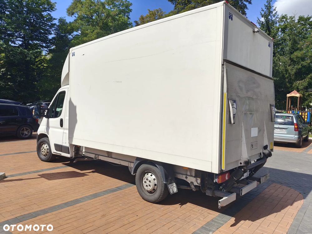Peugeot BOXER winda 750 kg kontener 4,10-2,10-2,20 - 8